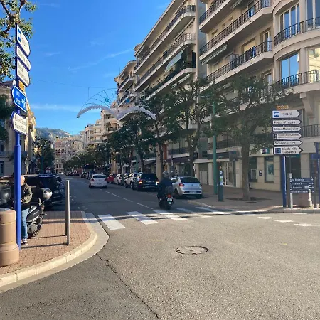 Menton Vacances